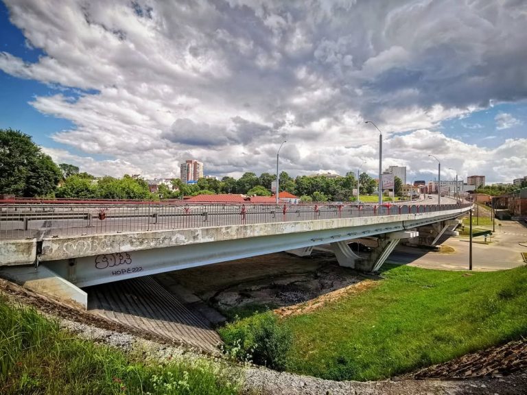 Доступ к мосту на Лазаренко в Могилеве ограничен почти на 4 месяца