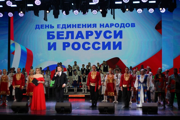 «Культура всегда была тем мостом, который соединяет людей без слов» — Андрей Заблоцкий о Дне единения